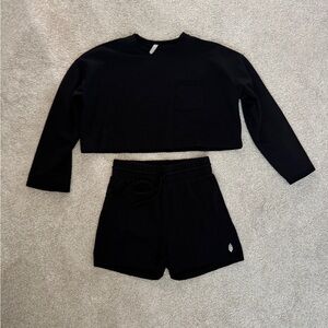 Black freepeople movement  Cropped Long Sleeve and Shorts Set nwot